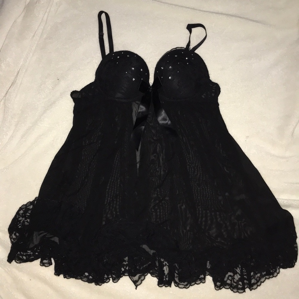 Medium adjustable lace lingerie